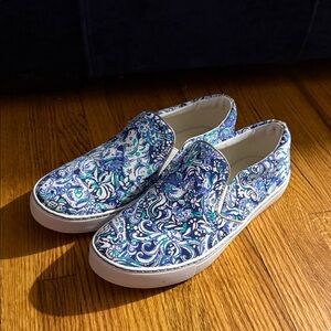 Lilly Pulitzer Julie Blue Animal Print Slip-ons Sz 8